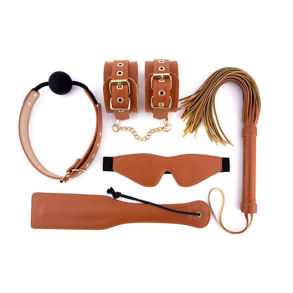 Conjunto Elite BDSM de cuero vegano color coñac