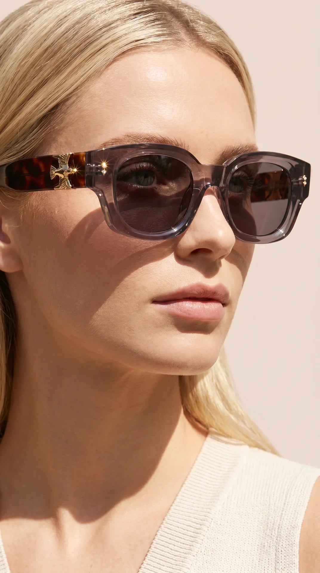 Unisex Gold Detail Sunglasses