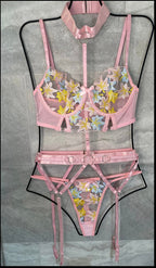 4 piece Baby set (includes matching stockings)