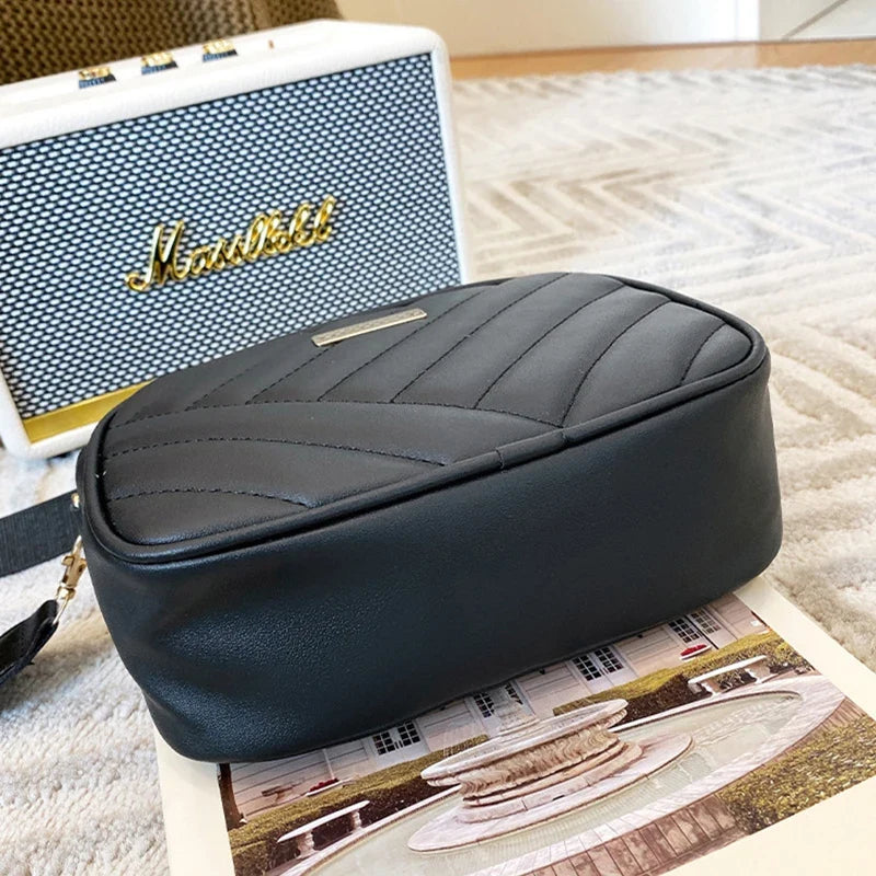 Shell Crossbody Bag for Women Fashion Small PU Leather Shoulder Bags Luxury Designer Quilted Female Zipper Purse and Handbags
