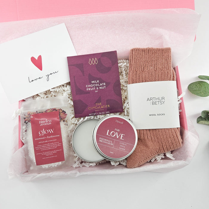 WRAPPED IN LOVE | LUXURY COMFORT PAMPER BOX